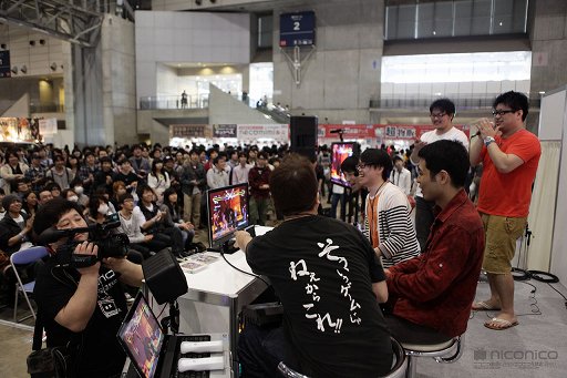 画像ギャラリー No.008のサムネイル画像 / 「ニコニコ超会議2」,超ゲームエリアで「ポケモン」「Minecraft」の大会を実施。100人規模での「人狼」企画や,“リアルマインクラフト”エリアも