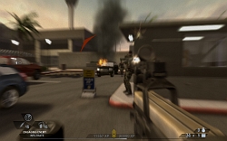 画像集#007のサムネイル/“万人向け”のチューニングが施されたシリーズ最新作,「Rainbow Six Vegas 2 日本語マニュアル付英語版」のレビューを掲載