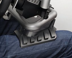 画像ギャラリー No.007のサムネイル画像 / ワイヤレスのXbox 360用ステアリングコントローラがMad Catzから登場。ペダルユニット付きで10月25日に発売