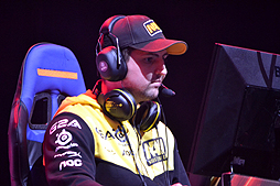 画像ギャラリー No.003のサムネイル画像 / 「World of Tanks」の世界大会「The Grand Finals 2015」。e-Sportsの新しいあり方さえ考えさせられた,意義深い戦いの模様をレポート