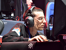 画像ギャラリー No.045のサムネイル画像 / 「World of Tanks」の世界大会「The Grand Finals 2015」。e-Sportsの新しいあり方さえ考えさせられた,意義深い戦いの模様をレポート