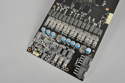 画像ギャラリー No.011のサムネイル画像 / MSI製のHD 6970搭載カード「R6970 Lightning」,「Twin Frozr III」クーラー搭載のフラグシップモデルをいろいろ試す