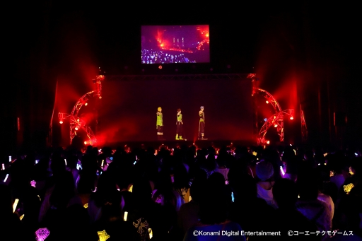  No.001Υͥ / 3 Majesty  X.I.P. LIVE 5th Anniversary Tour in Sanrio PurolandݡסǷȿ ƩᥤΥʥݡ