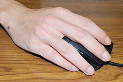 画像集#023のサムネイル/3000円で購入できるゲーマー向けレーザーセンサー搭載マウスは意外な掘り出し物だった。「Anker High Precision Laser Gaming Mouse」レビュー