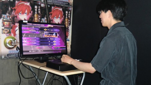 画像集#002のサムネイル/声優陣によるトーク&体験プレイも行われたPS3「カラドリウス ブレイズ」体験会レポート。初心者にも優しい新モード“シンクロ”が初お披露目