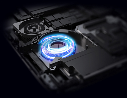 画像ギャラリー No.004のサムネイル画像 / GeForce RTX 5070搭載のゲーマー向けノートPCや500Hz表示対応ディスプレイなどGIGABYTEが新製品を紹介