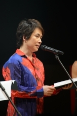 画像ギャラリー No.016のサムネイル画像 / 甘く囁き,壁ドンする傾城に酔いしれる「男遊郭 〜夏の宵の花吹雪〜」レポート