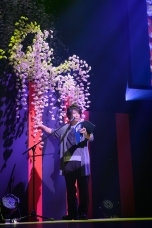 画像ギャラリー No.023のサムネイル画像 / 甘く囁き,壁ドンする傾城に酔いしれる「男遊郭 〜夏の宵の花吹雪〜」レポート