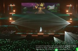 画像ギャラリー No.032のサムネイル画像 / 「初音ミク -Project DIVA- X」の試遊もできる「マジカルミライ 2015」が開催中。企画展とライブ初日の模様を合わせて紹介