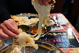 画像ギャラリー No.014のサムネイル画像 / モンハンワイルズのチーズナン作ってみた。