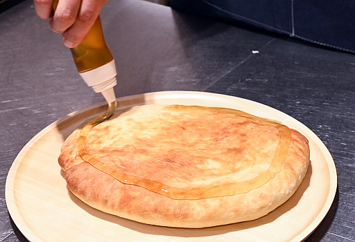 画像ギャラリー No.027のサムネイル画像 / モンハンワイルズのチーズナン作ってみた。