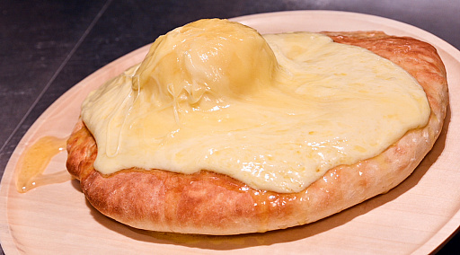 画像ギャラリー No.030のサムネイル画像 / モンハンワイルズのチーズナン作ってみた。