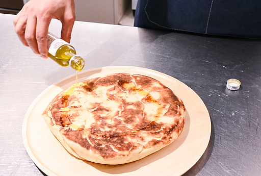 画像ギャラリー No.040のサムネイル画像 / モンハンワイルズのチーズナン作ってみた。