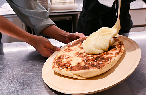 画像ギャラリー No.042のサムネイル画像 / モンハンワイルズのチーズナン作ってみた。