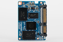 画像ギャラリー No.013のサムネイル画像 / Western Digital初のSSD「WD Blue SSD」レビュー。PCMark 8の高負荷テストで真の実力を洗い出してみた