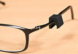 画像ギャラリー No.018のサムネイル画像 / 顔だけでゲームやってみるぜ! メガネに付ける未来的ハンズフリーマウス「JINS ASSIST」を実際に試してみた