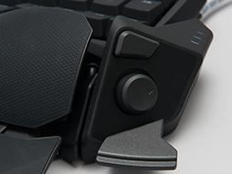 画像ギャラリー No.028のサムネイル画像 / 左手用キーパッドの新顔「Razer Orbweaver」レビュー。Razerらしいデザインに一新され,カスタマイズ性も高く
