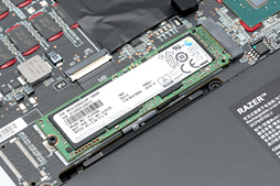 画像ギャラリー No.065のサムネイル画像 / 「Razer Blade Pro」ノートPCの2017年モデルを試す。薄型メカニカルキースイッチはとにかく素晴らしく,これだけでも買う価値がある