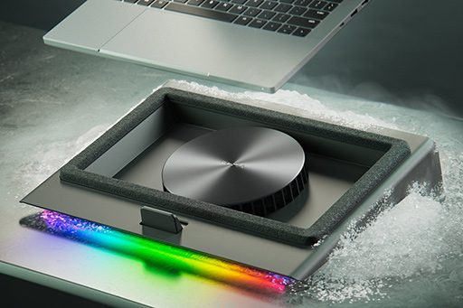 画像ギャラリー No.015のサムネイル画像 / ゲームに合わせて振動するヘッドセットやクッションなど,Razerが独自イベントで新製品を発表