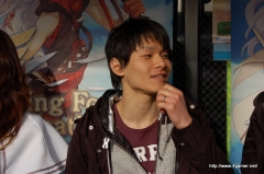 画像集#011のサムネイル/本日発売の「シャイニング・フォース フェザー」,発売記念抽選会に下里プロデューサーとpako氏が登場