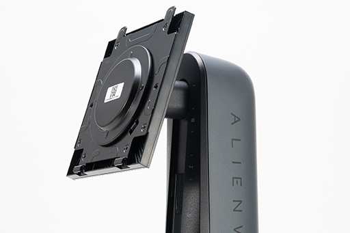 画像ギャラリー No.008のサムネイル画像 / 4Kで美麗,フルHDでは高フレームレート表示を両立できるディスプレイ「AW2725QF」ファーストインプレッション