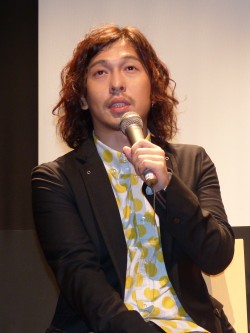 画像ギャラリー No.004のサムネイル画像 / 舞台の結末を観客が決める。舞台「LIVING ADV(ライビングアドベンチャー) STEINS;GATE」製作発表会レポート