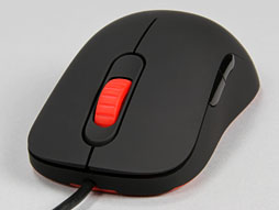 画像ギャラリー No.002のサムネイル画像 / ZOWIEの新型ワイヤードマウス「AM」レビュー。SpawN仕様の光学センサー搭載モデルは「クセがなく,人を選ぶ」
