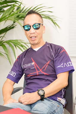 画像ギャラリー No.030のサムネイル画像 / 孤高の国産マウスパッドメーカー「ARTISAN」インタビュー。PC業界の有名人・小林敏博氏に来し方行く末を聞く