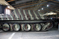 画像ギャラリー No.035のサムネイル画像 / オブイェークト! 戦車の王国へようこそ。「World of Tanks」の世界大会に合わせて行われた「クビンカ戦車博物館ツアー」をレポート