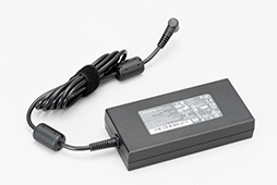 画像ギャラリー No.016のサムネイル画像 / 【PR】MSIのノートPC「GS65 Stealth」は,RTX 2080 Max-Q搭載でアンダー2kgを実現した真に持ち歩けるゲーマー向けPCだ