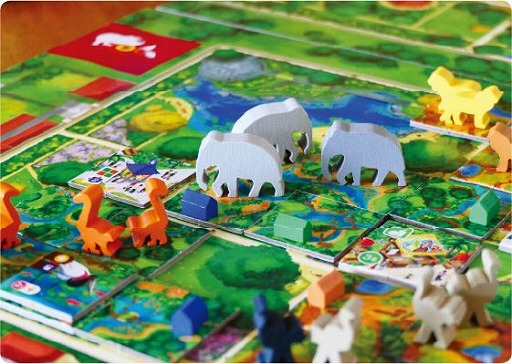 画像ギャラリー No.002のサムネイル画像 / Microsoftの動物園経営シム「ズータイクーン」がボードゲームになって復活。木製動物コマ234個を収録した日本語版が9月28日発売へ