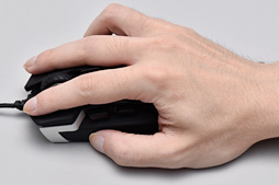 画像集 No.026のサムネイル画像 / Corsairの新型マウス「GLAIVE RGB」レビュー。「交換式左サイドパネル採用のIE3.0クローン」をじっくり使ってみた