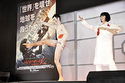 画像ギャラリー No.017のサムネイル画像 / ポール・W・S・アンダーソンさん,ミラ・ジョヴォヴィッチさん,中島美嘉さんらが登場した,「バイオハザードV:リトリビューション」ワールドプレミア試写会の模様をレポート