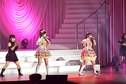 画像ギャラリー No.064のサムネイル画像 / 「アイドルマスター シンデレラガールズ」3周年記念ライブ,「THE IDOLM@STER CINDERELLA GIRLS 2ndLIVE PARTY M@GIC!!」をレポート。多彩な個性が競った魔法のパーティー