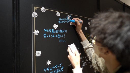 画像ギャラリー No.003のサムネイル画像 / 「黒い砂漠」の9周年イベントをレポート。9年をGMと振り返る番組やキム・ジェヒ氏から家具のプレゼントも