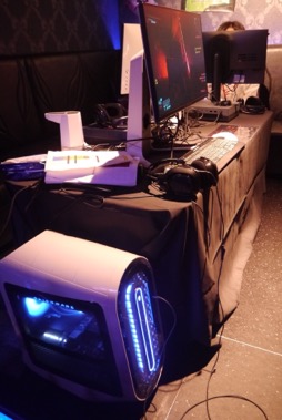 画像ギャラリー No.013のサムネイル画像 / 「サイバーパンク2077」のオフラインイベントでは,会場がナイトシティに&造形作家IKEUCHI氏にサイバーパンク観を聞いた