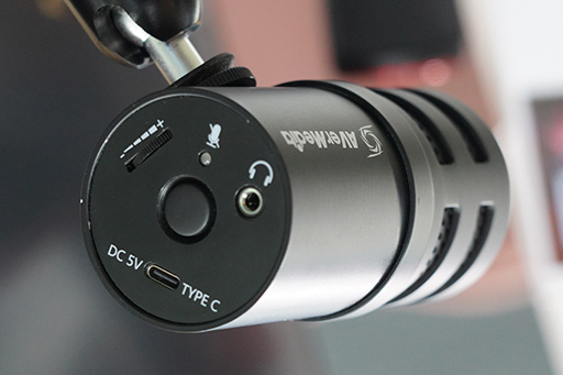 画像ギャラリー No.009のサムネイル画像 / 携帯型ゲームPC向けドックやUSB ACアダプタにキャプチャ機能を内蔵!? ユニークな製品を多数出展したAVerMedia