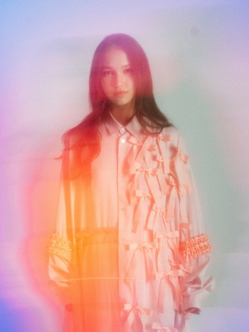 画像ギャラリー No.002のサムネイル画像 / 施しの英雄カルナが登場。「Fate/Grand Order」Beyond the TaleプロジェクトTVCM第4弾“Lancer Ver.”を公開