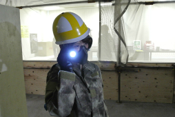 画像ギャラリー No.030のサムネイル画像 / 「バイオハザード リベレーションズ2」とサバゲーフィールド「ASOBIBA」とのコラボが開催中。「脱出」と「救出」をテーマにした特別ルール戦を体験してきた