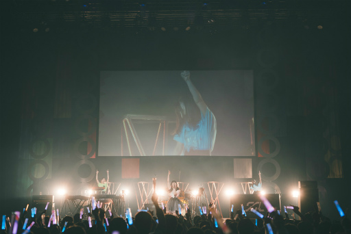 画像ギャラリー No.015のサムネイル画像 / 「イロドリミドリ」4th ワンマンライブの公式レポートが到着