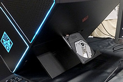 画像ギャラリー No.011のサムネイル画像 / 大型キューブ筐体を「45度傾けた」斬新な見た目のハイエンドゲームPC「OMEN X」,HPが国内発売