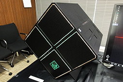 画像ギャラリー No.015のサムネイル画像 / 大型キューブ筐体を「45度傾けた」斬新な見た目のハイエンドゲームPC「OMEN X」,HPが国内発売