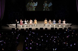 画像ギャラリー No.006のサムネイル画像 / 「アイドルマスター シンデレラガールズ」,「デレラジA」公録イベントをレポ。武内さんがイジり倒され,桜咲さんが恐怖を呼ぶ!?