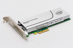 NVMe準拠のPCIe 3.0接続となるIntel製SSD「SSD 750」レビュー。SATA 6Gbps比で2倍以上という圧倒的な速度性能を確認する
