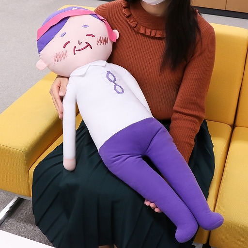 画像ギャラリー No.001のサムネイル画像 / 「トレバ」の景品に“酔いどれのゆる〜いおじさんBIG抱きまくら80cm”が登場