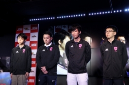 画像ギャラリー No.008のサムネイル画像 / 第18回アジア競技大会のeスポーツ日本代表選考会が開催。「ウイイレ2018」「StarCraft II」など5タイトル12名の選手が発表に