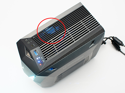 画像ギャラリー No.016のサムネイル画像 / ZOTACのゲーマー向け小型PC「MEK MINI」フォトレビュー。小さいのにRTX 2070搭載のパワフルなPCを試す