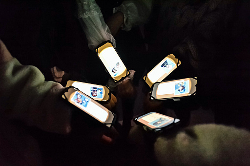 画像ギャラリー No.012のサムネイル画像 / イマーシブ・フォート東京の「Identity V 第五人格」アトラクションで脱出なるか!? リアルでロッカーにギュウ詰めの体験レポ