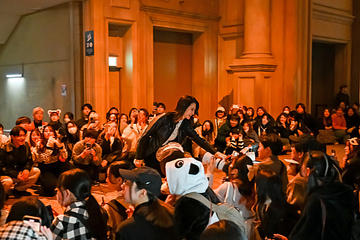 画像ギャラリー No.030のサムネイル画像 / イマーシブ・フォート東京の「Identity V 第五人格」アトラクションで脱出なるか!? リアルでロッカーにギュウ詰めの体験レポ