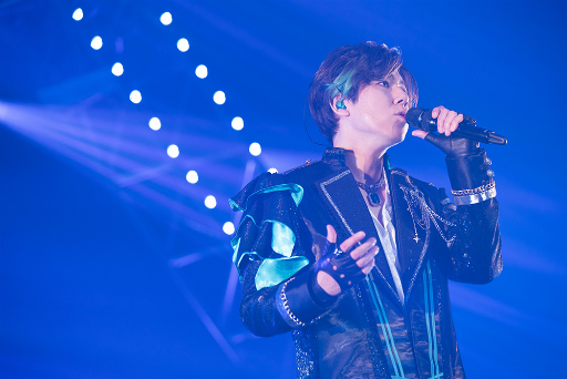 画像ギャラリー No.024のサムネイル画像 / 「ブラスタ」らしいまさかの展開も! 圧巻の歌とパフォーマンスで届ける「BLACK LIVE -Battle of Starless-」&アフタートークレポート